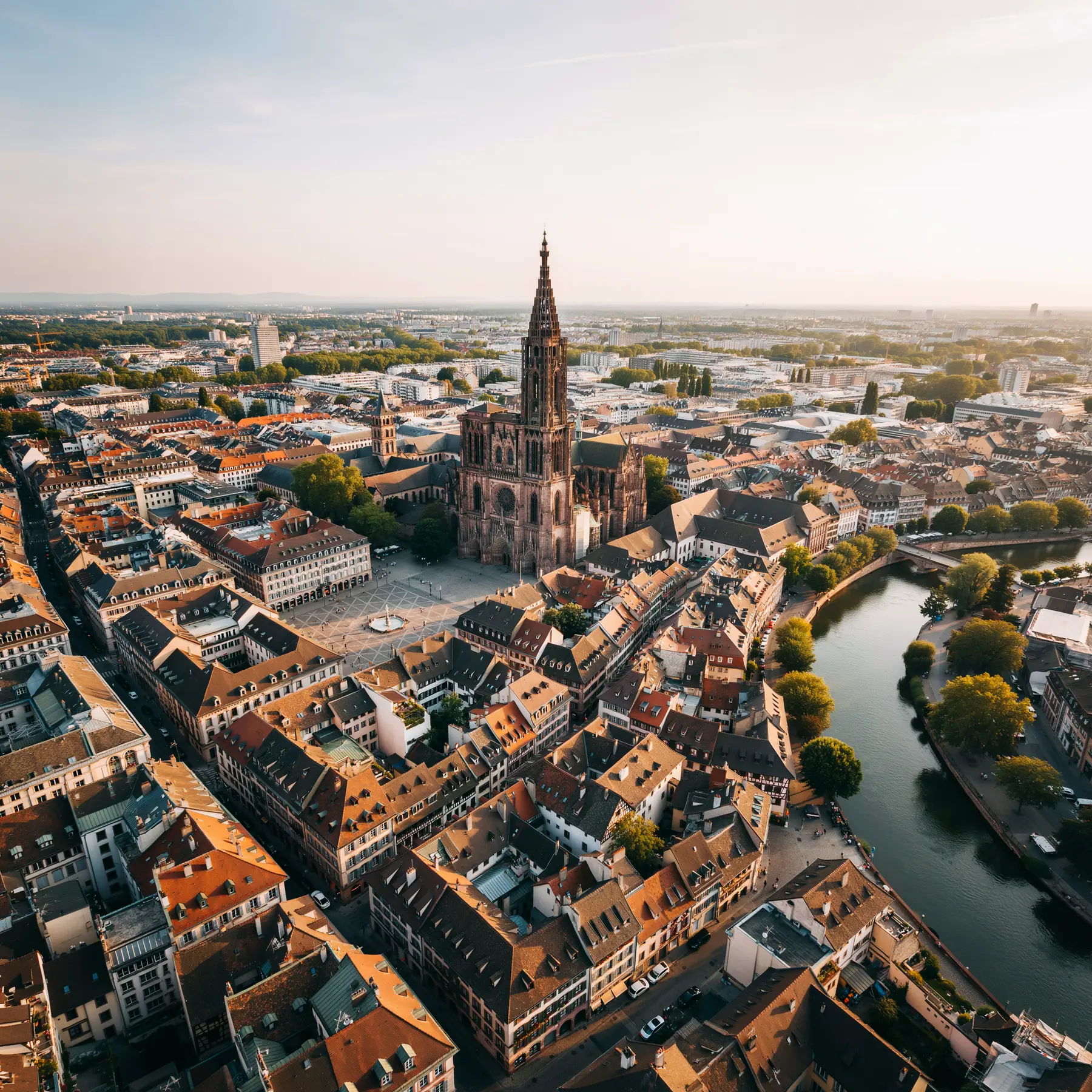 Strasbourg illustrant un exemple de service VTC de mise à disposition en Alsace